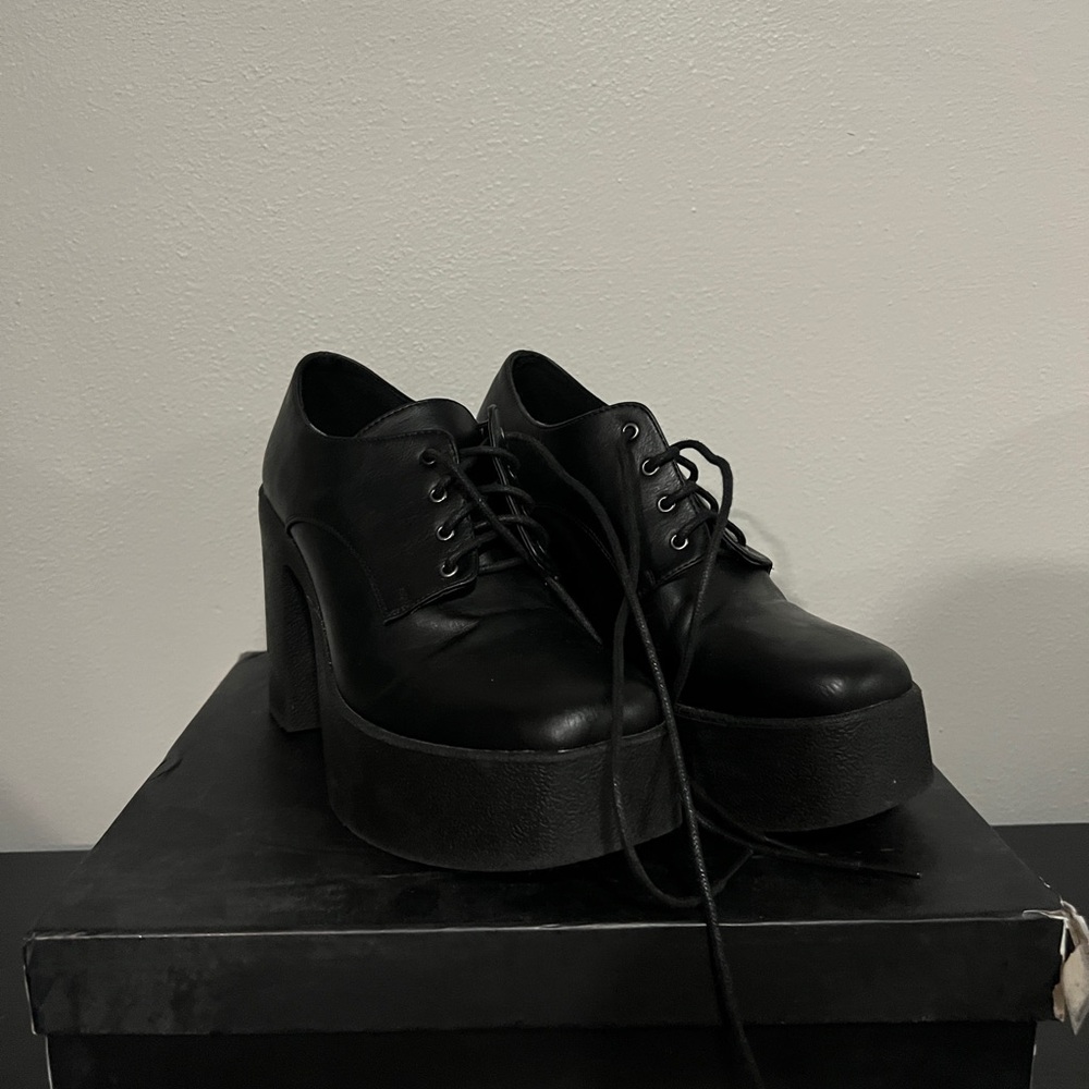 Lamoda Platform Lace-Up Heels